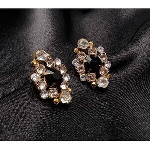 Rare Find Sorrelli Crystal Stud Earrings With Black & Clear Rhinestones On Gold-